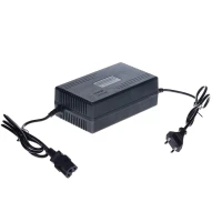 Зарядное устройство Rutrike Gelbert для свинцовых аккумуляторов 60V20A/H (3.0A)	